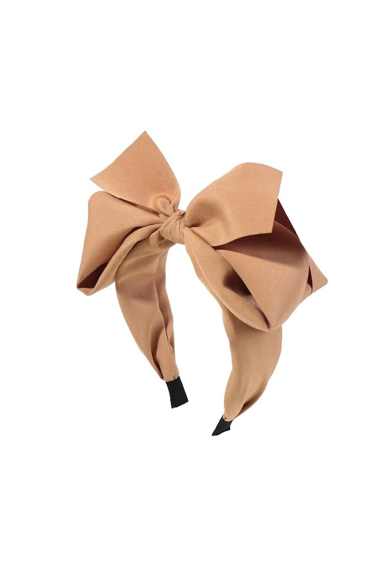 Bentita Lata cu Funda Maro - Accesoriu Elegant si Confortabil pentru Fetite, Ideal pentru Ocazii Speciale