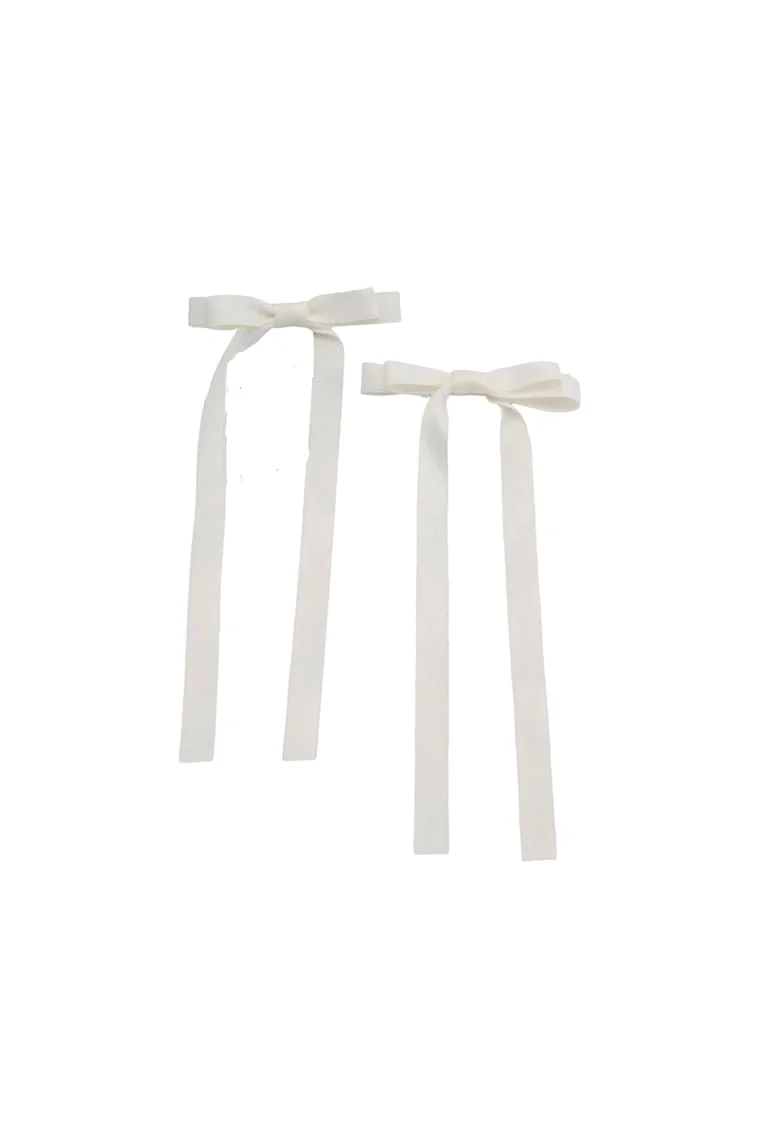 Agrafe crem din satin cu fundite elegante pentru fetite – Accesoriu ideal pentru coafuri zilnice si ocazii speciale
