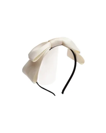 Bentita eleganta pentru fetite, fundita satinata alba, accesoriu premium pentru evenimente speciale – nunti, botezuri, aniversari
