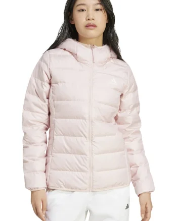 Jacheta pentru femei, adidas Essentials Light Down, roz deschis, umplutura naturala, nylon reciclabil, gluga integrata