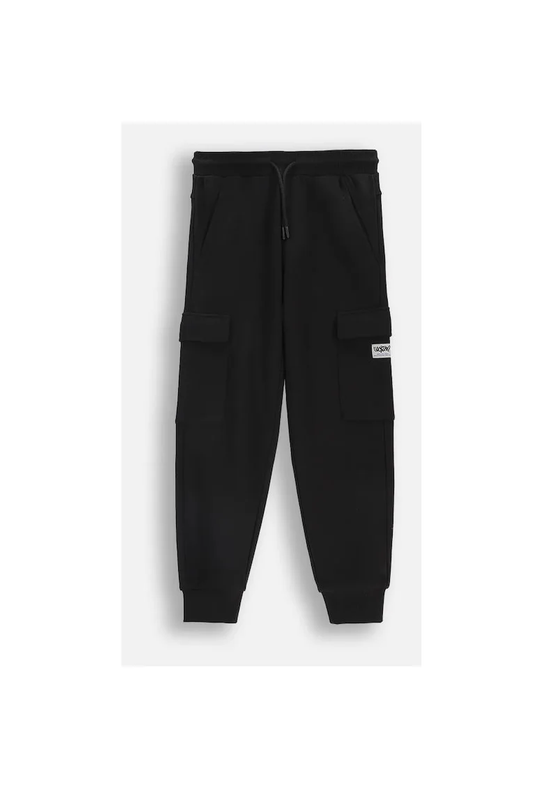 Pantaloni fwqdqwfwqff, Negru
