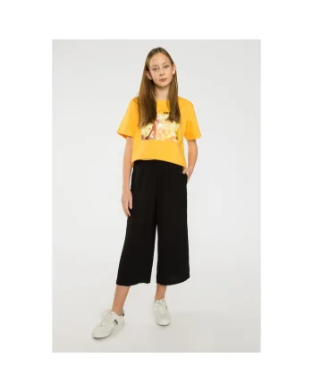 Pantaloni cu croiala ampla si model uni