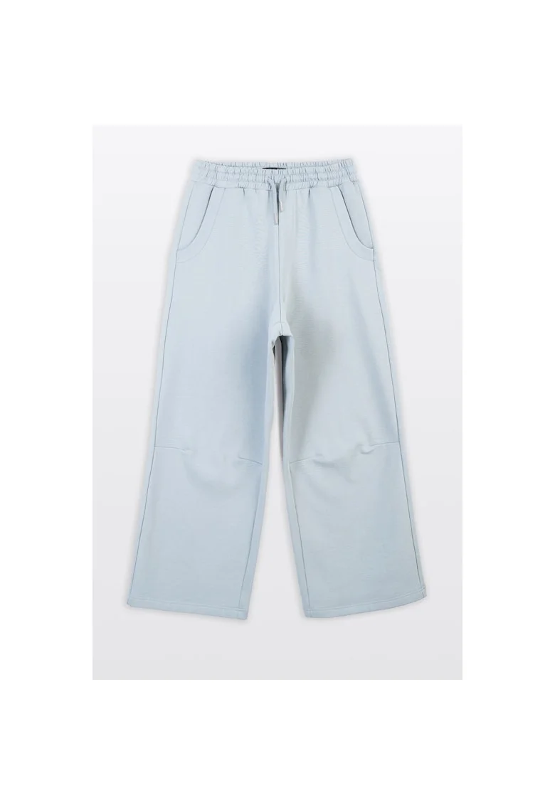 Pantaloni de trening cu croiala ampla si snur