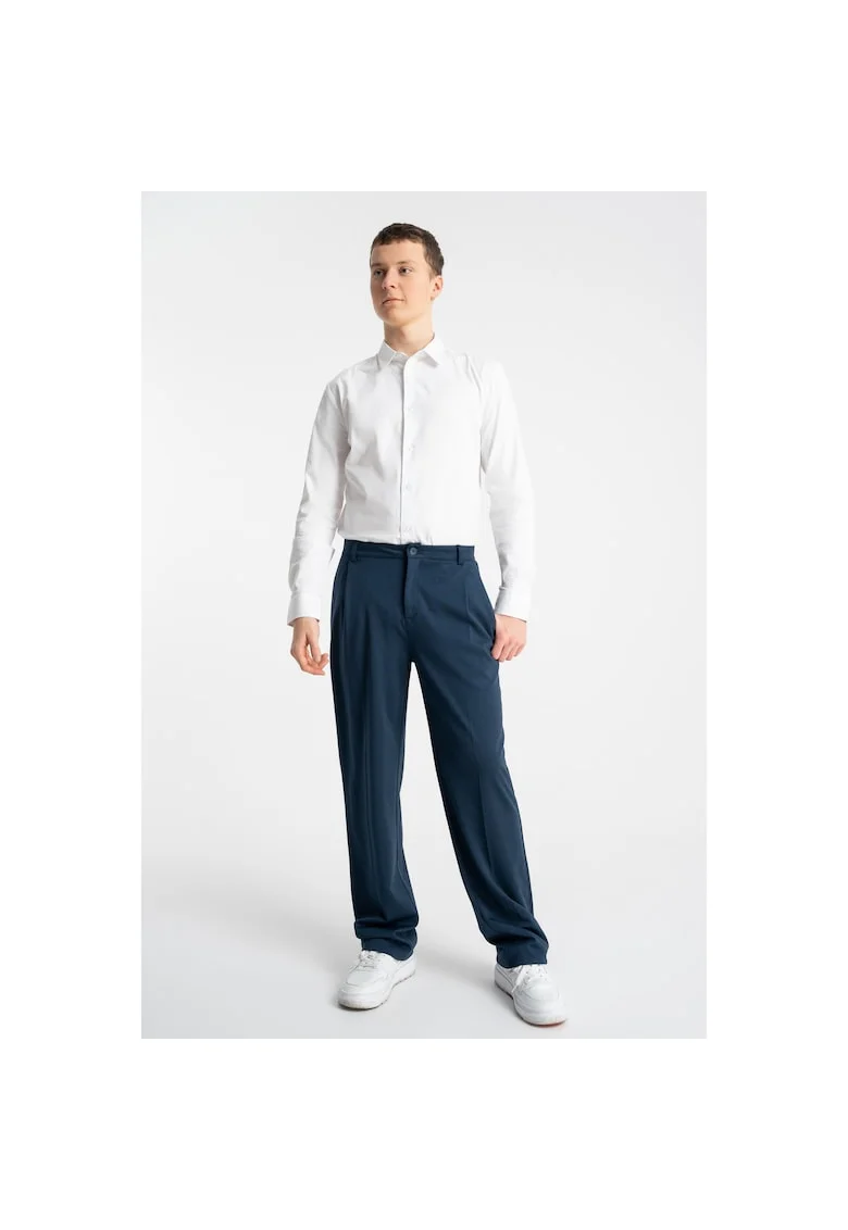 Pantaloni cu croiala dreapta si pense