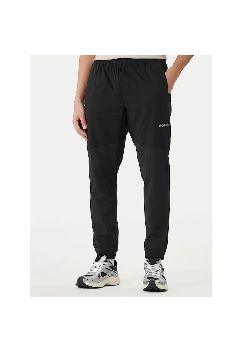 Pantaloni sport barbati,  negru, 50% nailon reciclat, 43% nailon, 7% elastan