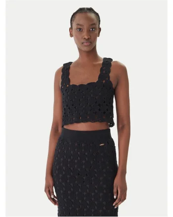 Maiou Dama  Negru, Negru
