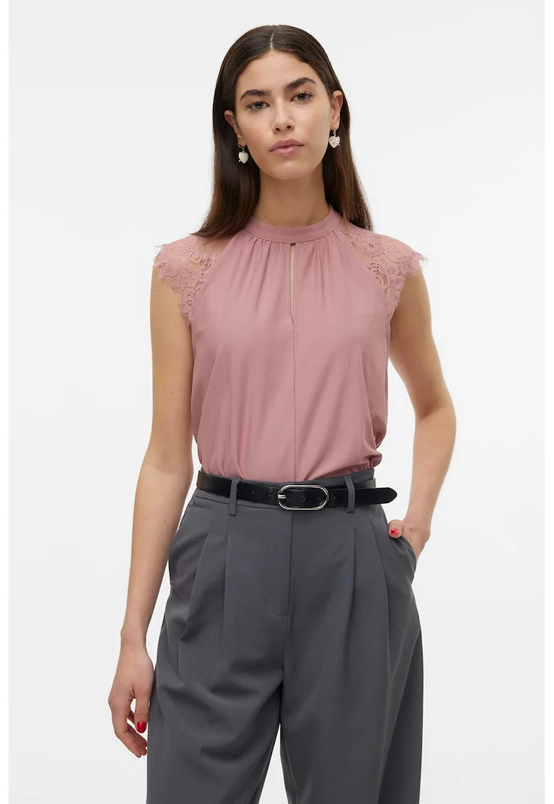 Bluza cu maneci de dantela, Roz deschis