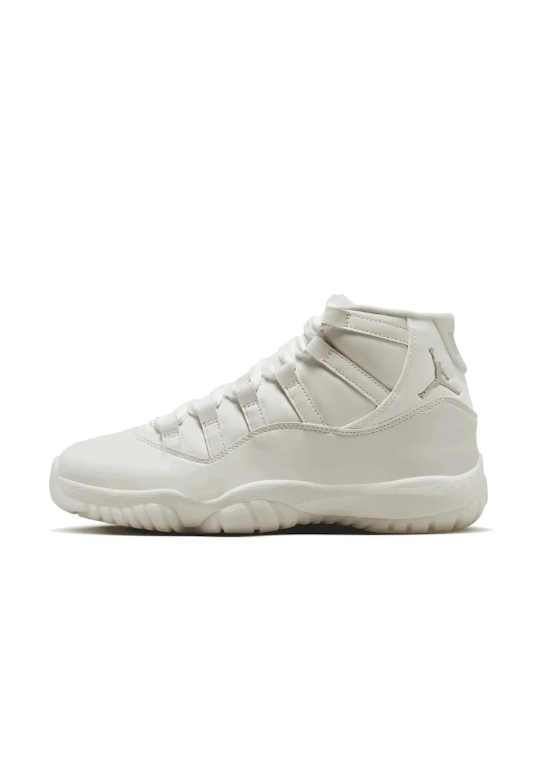 Pantofi sport  Wmns Air Jordan 11 Retro, Alb