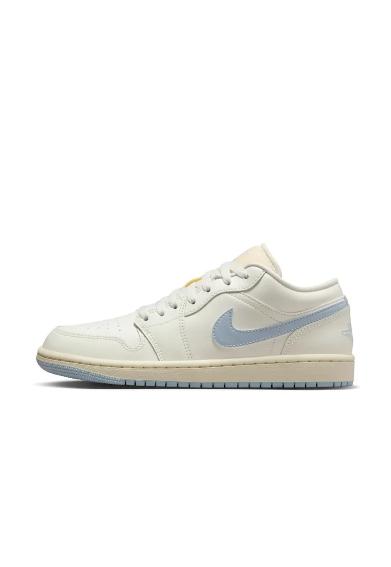 Pantofi sport dama, Air  1 Low “Sail/Ghost-Coconut Milk” DC0774-106dwqf, Alb