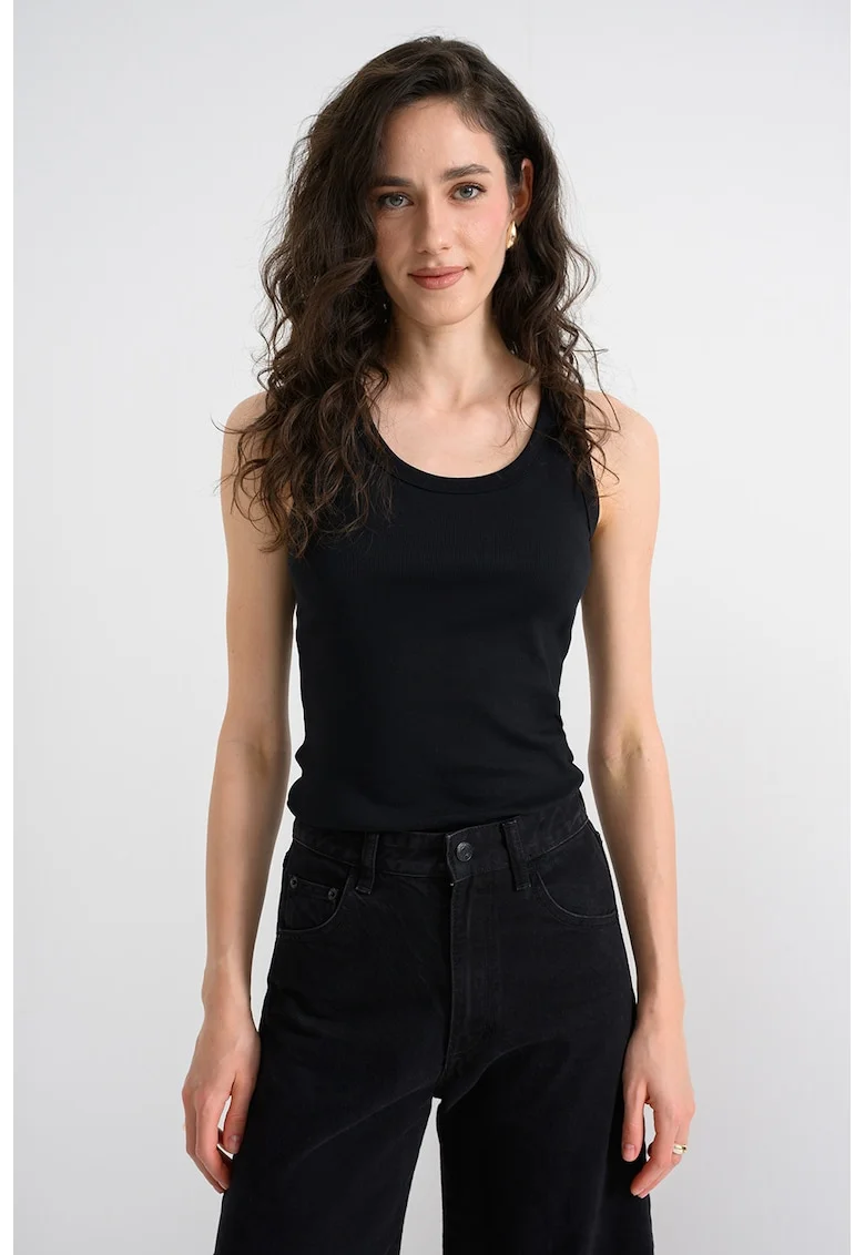 Top cu decolteu adanc, Negru