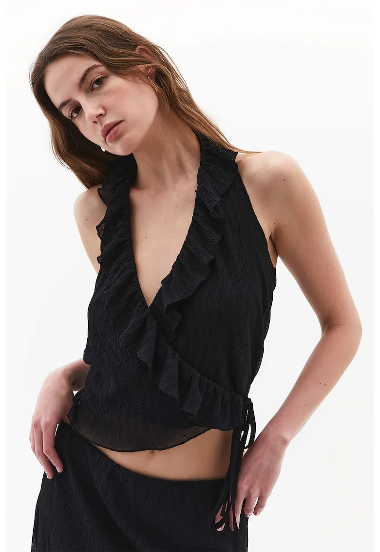 Top crop cu model halter si volane, Negru