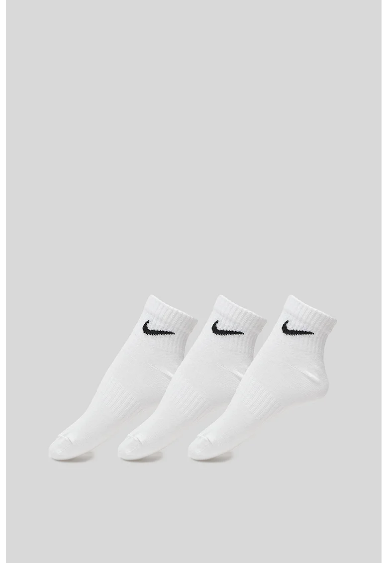 Set de sosete unisex din material usor, cu tehnologie Dri-Fit Everyday - 3 perechi, Alb