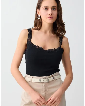 Top din amestec de modal cu garnituri de dantela, Negru
