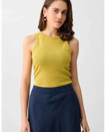 Top slim fit cu decolteu la baza gatului, Verde fistic