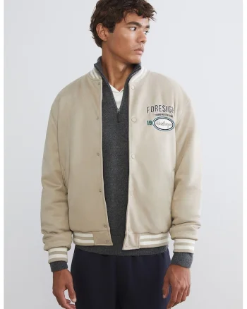 Jacheta cu broderie pe piept Varsity, Alb/Bej