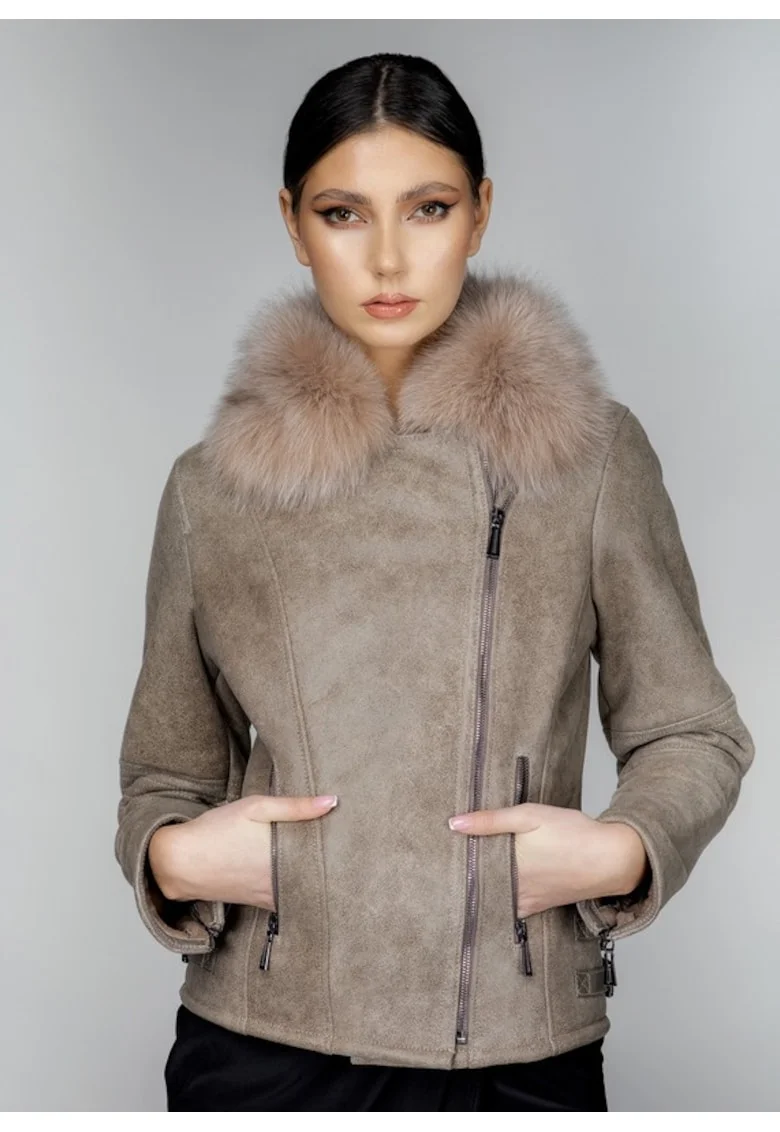 Geaca de Dama din Blana de Miel si Vulpe Argintie, Model Iris, Crem