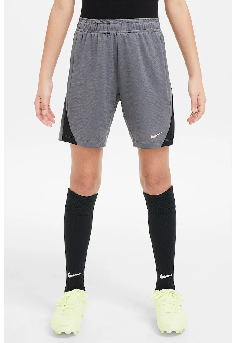 Pantaloni scurti pentru fotbal