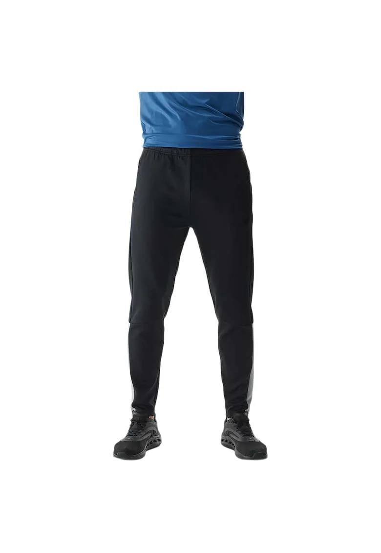 Pantaloni sport barbati  4FWAW24TFTRM683, talie elastica, poliester/elastan, negru