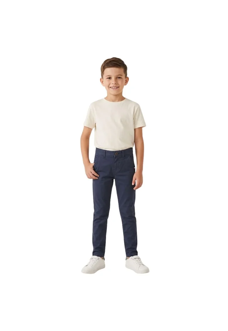 Pantaloni chino cu talie medie,