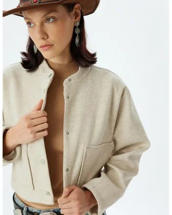 Jacheta crop cu buzunare laterale, Bej deschis