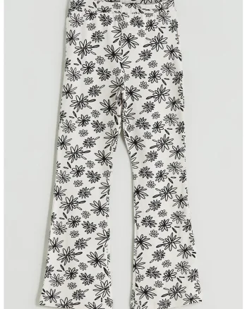 Pantaloni evazati cu model floral, Negru stins/Alb murdar