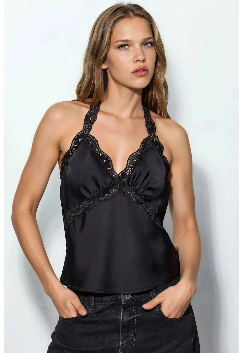 Maiou,  Satin, Negru