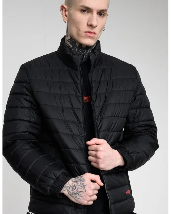 Jacheta regular fit cu finisaj rezistent la apa si mansete elastice, Negru