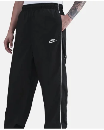 Pantaloni de trening lejeri, rezistenti la apa Windrunner