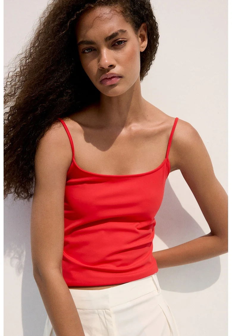 Top uni slim fit, Rosu
