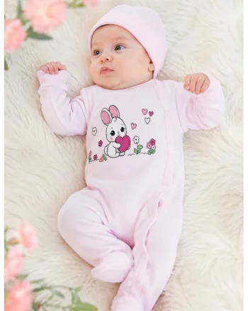 Salopeta bebe roz pal din bumbac cu caciulita si imprimeu iepuras fetita