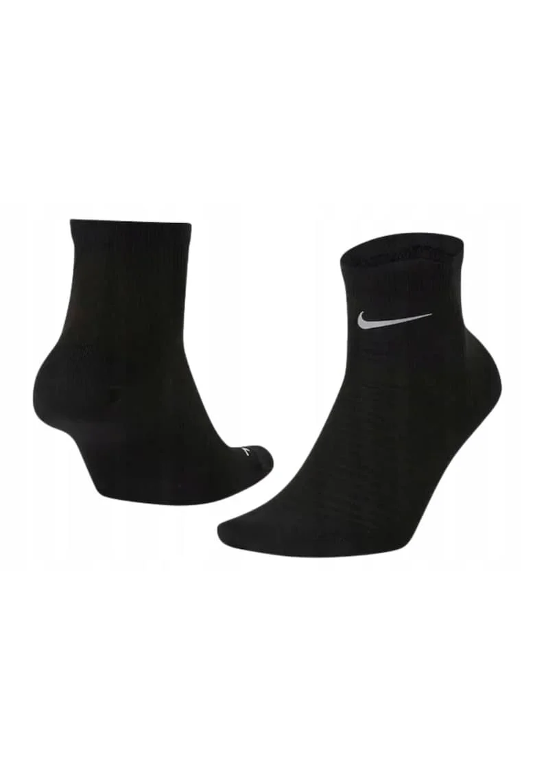 Sosete,  Ct8933 010, Tehnologie Dri-Fit Pentru Gestionarea Umiditatii, Croi dwqfAjustat Pentru Reducerea Frecarii, Zone De Ventilatie Din Plasa, Amortizare In Talpa Si In Jurul Gleznei, Inaltime: Peste Glezna, Negru, Negru