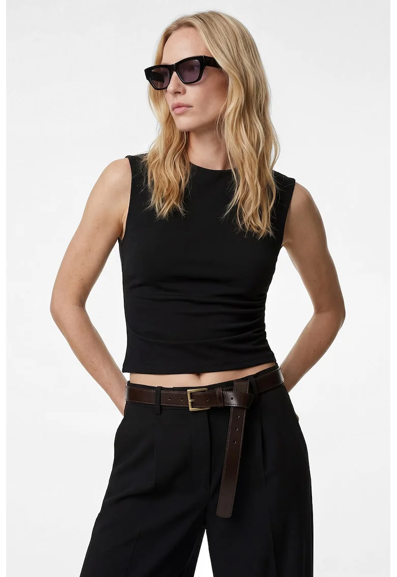 Top crop slim fit cu fronseuri, Negru