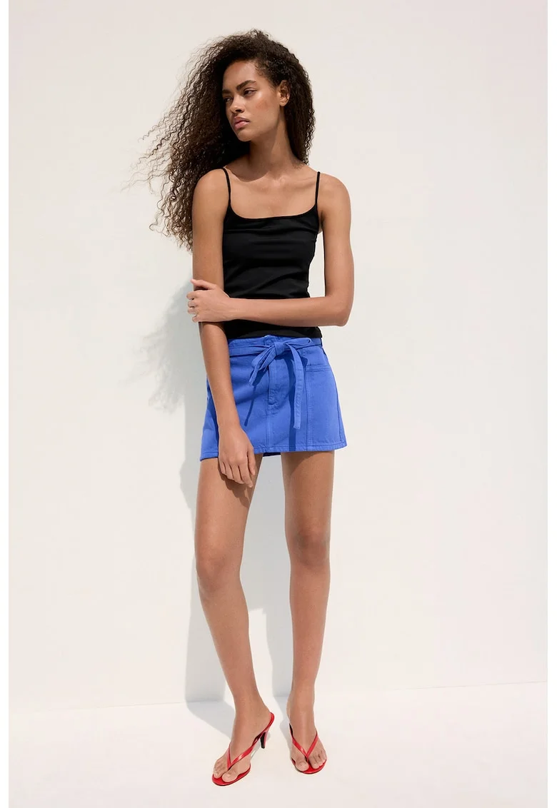 Top uni slim fit, Negru