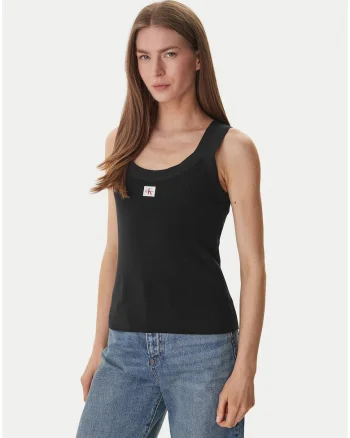 Top cu logo discret