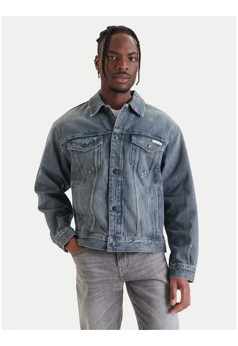 Geci din denim cu nasturi