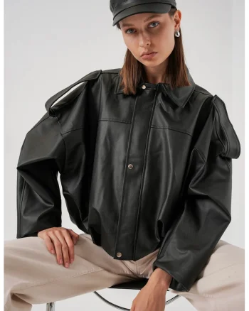 Geaca dama,  supradimensionata, neagra