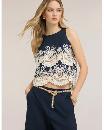 Top din bumbac cu insertii din broderie anglaise, Alb/Albastru ultramarin