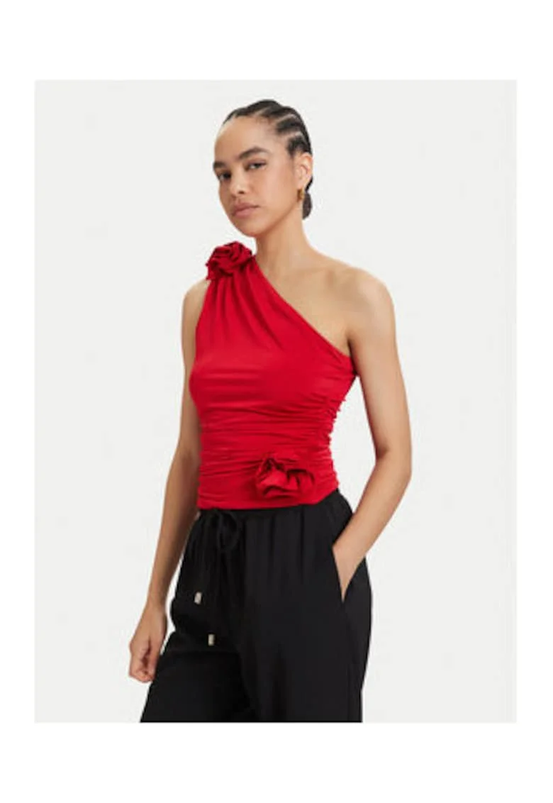 Top Dama  Rosu, Rosu