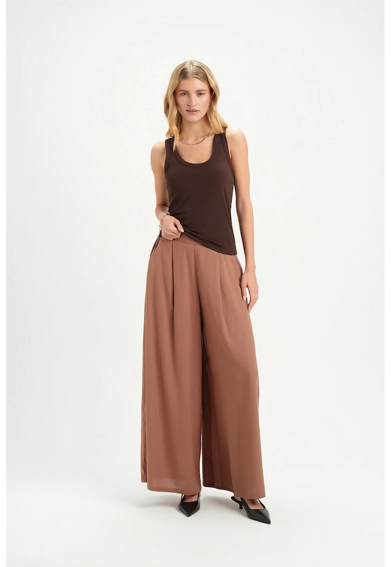 Top slim-fit, Maro inchis