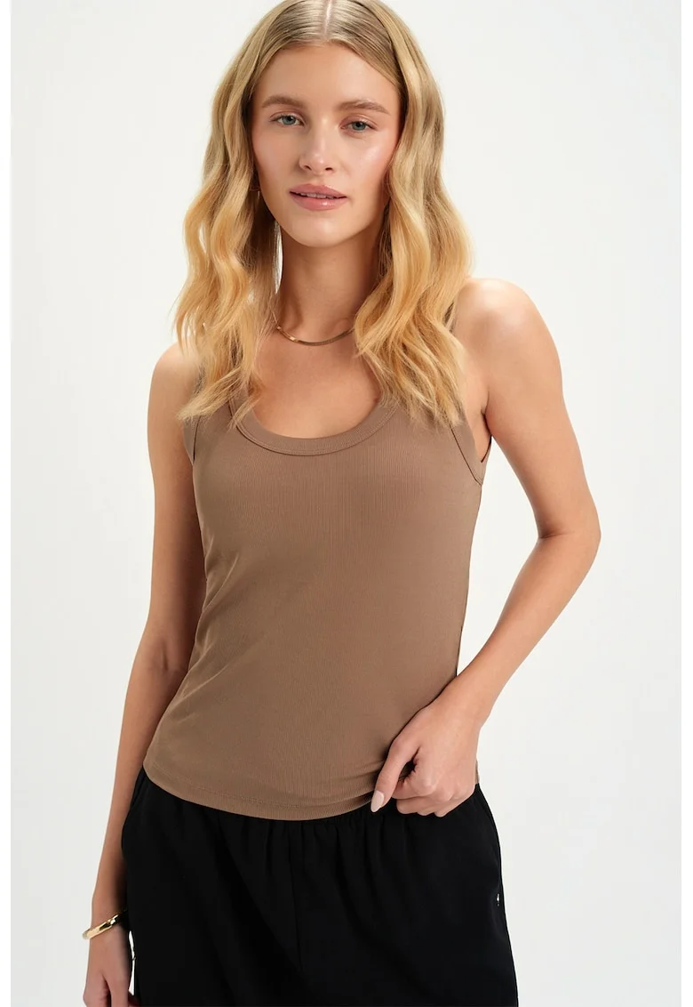 Top slim-fit, Maro camel