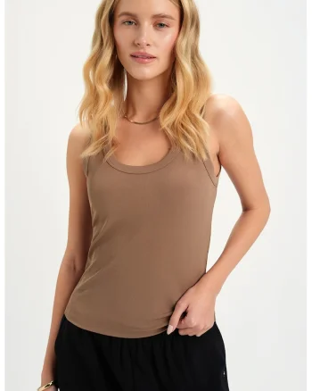 Top slim-fit, Maro camel