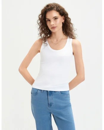 Top slim-fit, Alb