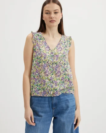 Top cu decolteu in V si print floral