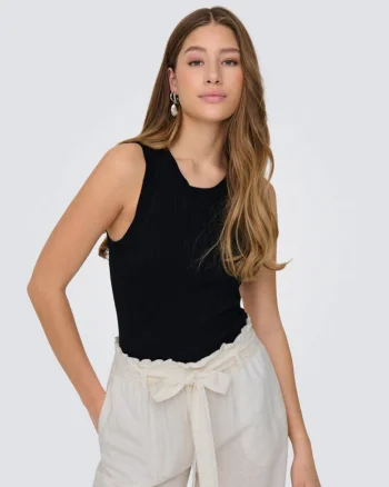 Top uni cu bretele late