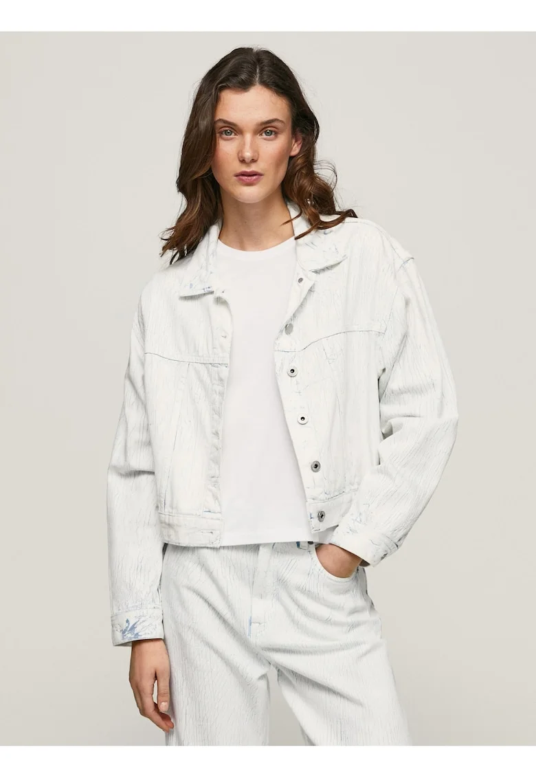 Jacheta de denim lejera cu nasturi