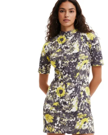 Rochie mini cu imprimeu floral