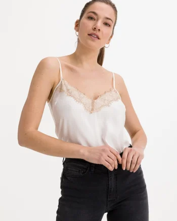 Top cami cu dantela,