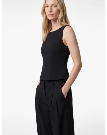 Top slim fit cu decolteu barcuta, Negru