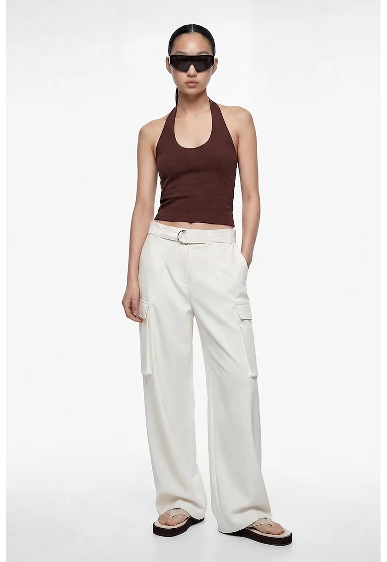 Top crop cu decolteu halter, Maro