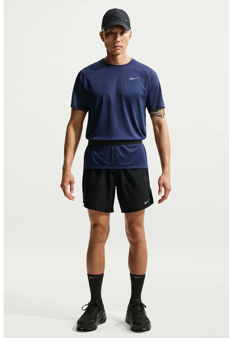 Pantaloni scurti cu detalii reflectorizante pentru alergare Stride, Negru